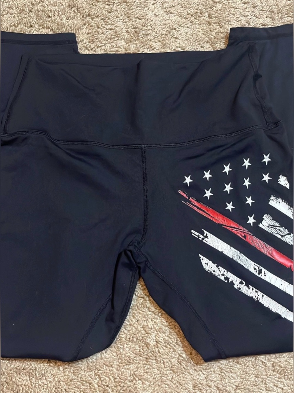High-Rise Black leggings with Red & White Flag Accent